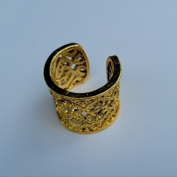 Gold wrap ring with small diamonds size 10-11 - Picture 2 of 4